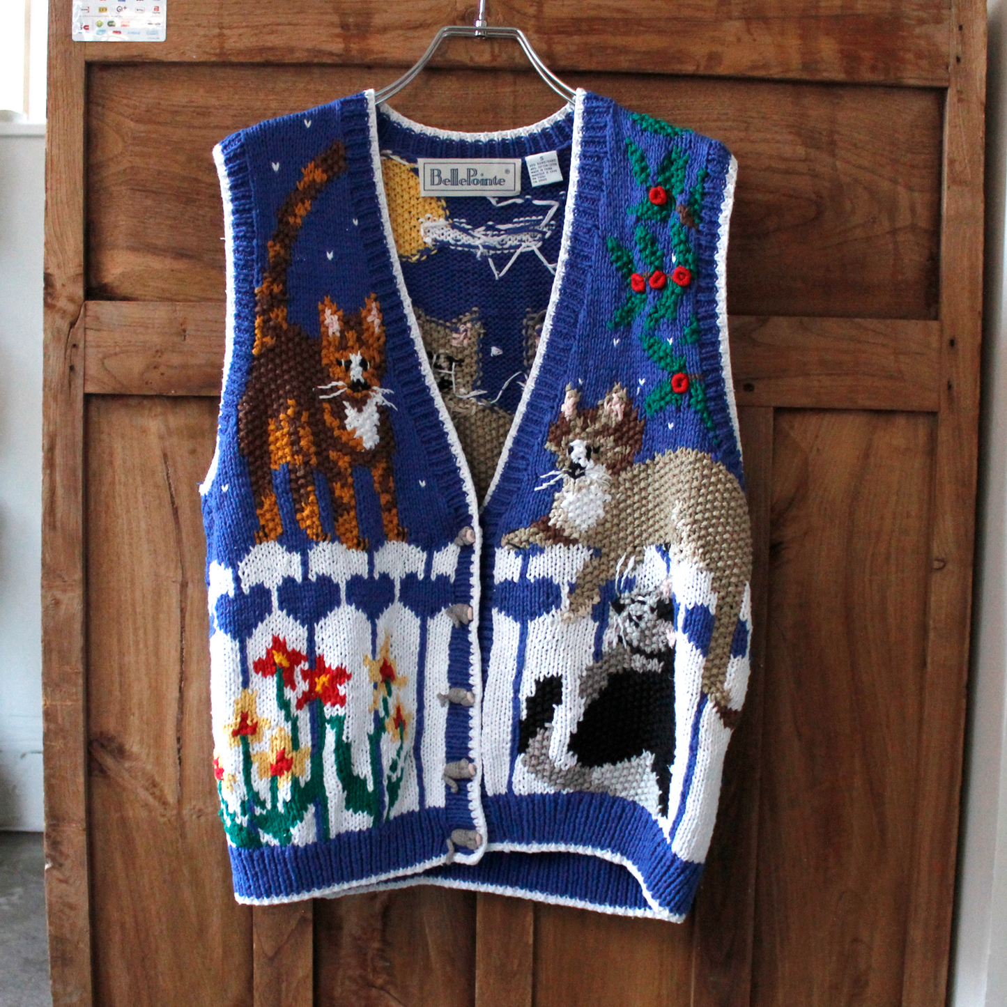 Cats in Garden Knit Vest / 90s / Belle Pointe