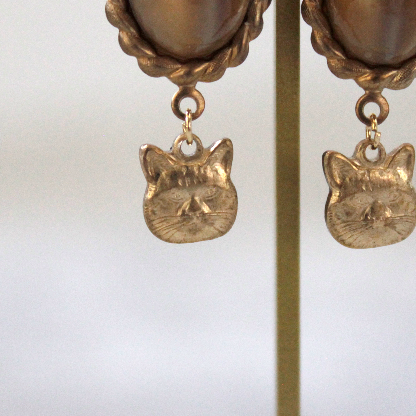 Grumpy Cat Earrings / Small & Oval / Cat-eye